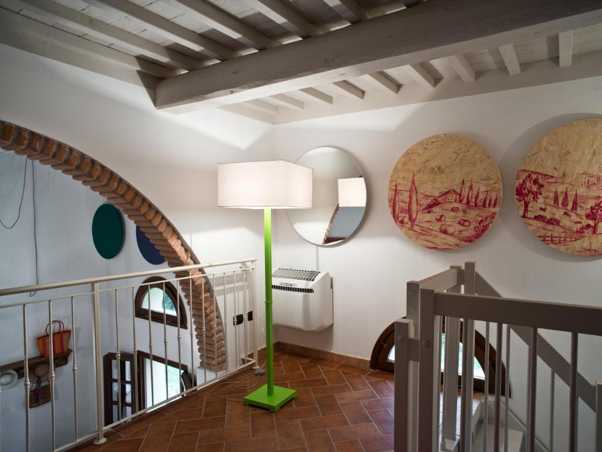 San Ruffino Apartments Lari 外观 照片